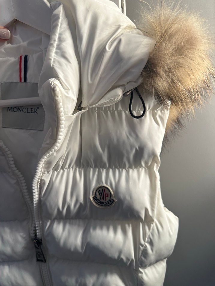 Beyaz Kürklü Kadın Şişme Yelek - Görsel 2