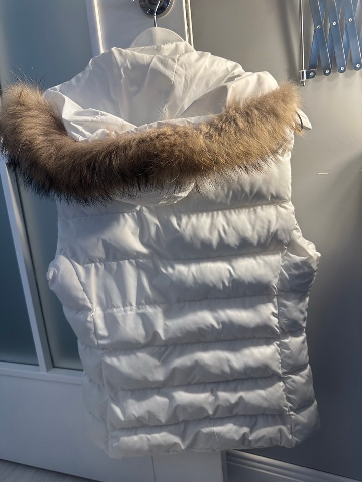Beyaz Kürklü Kadın Şişme Yelek - Görsel 3
