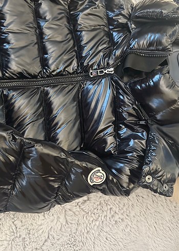 Parlak Siyah Kürklü Kadın Kış Montu - Görsel 5