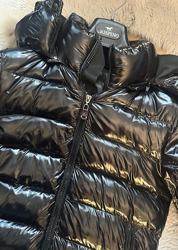 Parlak Siyah Kürklü Kadın Kış Montu - Görsel 4