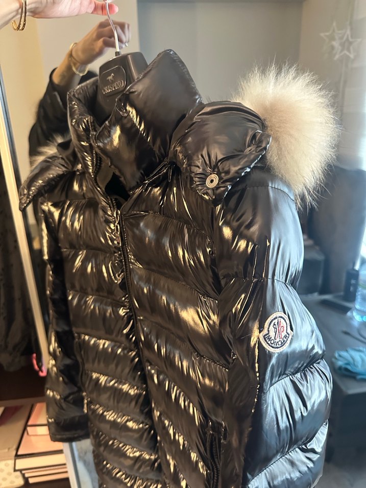 Parlak Siyah Kürklü Kadın Kış Montu - Görsel 3