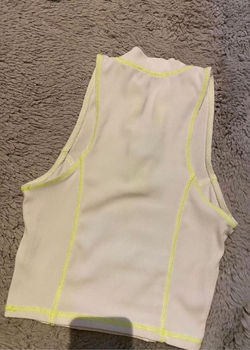 Beyaz Fermuarlı Kısa Kadın Atlet - Görsel 2