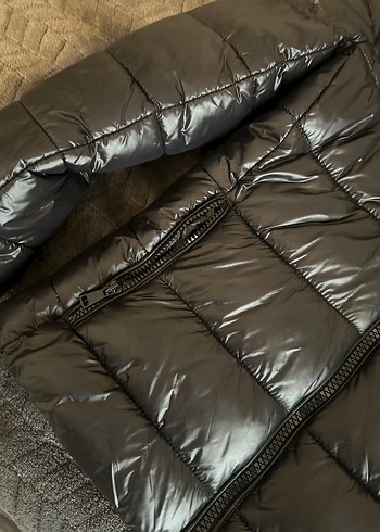 Zara Siyah Deri Kadın Kışlık Kürklü Mont - Görsel 6