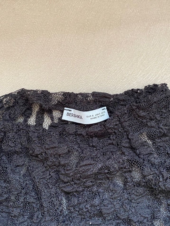 Dantel Detaylı Siyah Gotik Bluz - Görsel 3