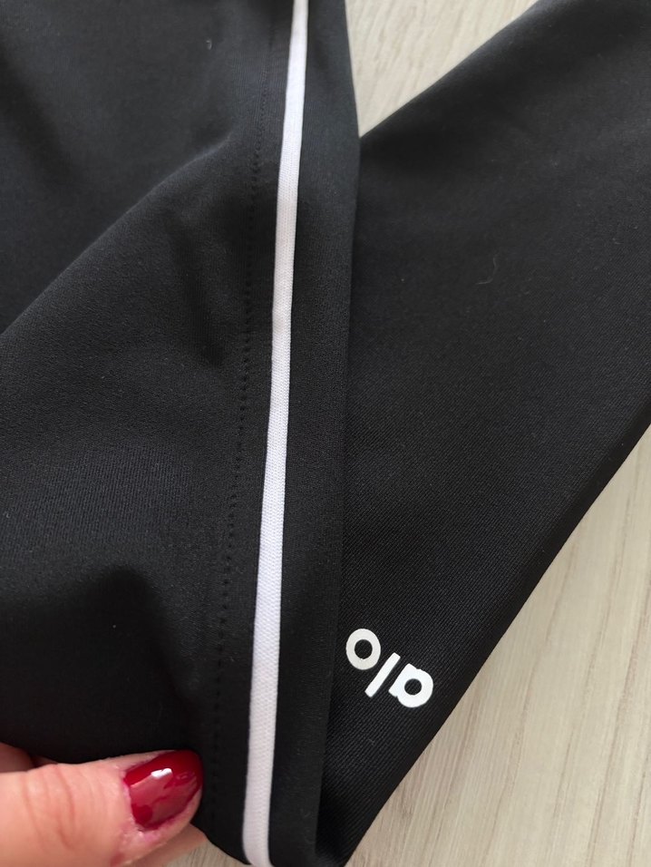 Alo yoga tayt&bra takım - Görsel 5