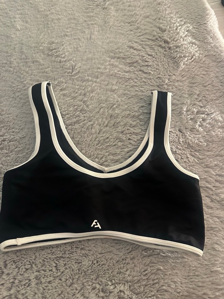 Siyah Street Wear Spor Sütyeni xs/s beden uyumludur - Görsel 2