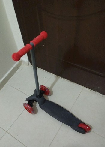 Kırmızı Çocuk Scooterı - Görsel 2