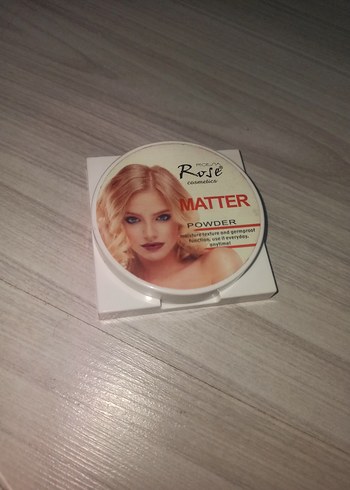 Açık Tonlarda Makyaj Seti ve Takma Kirpik - Görsel 7