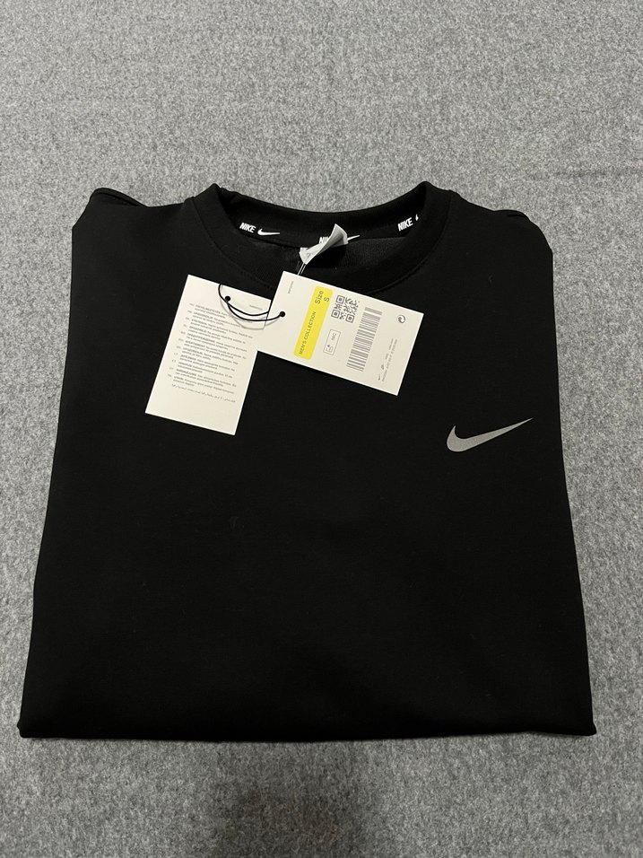 Nike Uzun Kollu Premium Tişört - Görsel 2