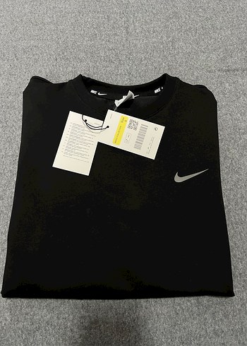 Nike Uzun Kollu Premium Tişört - Görsel 2