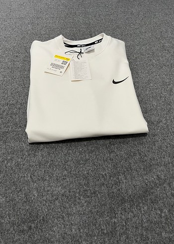 Nike Uzun Kollu Premium Tişört - Görsel 2
