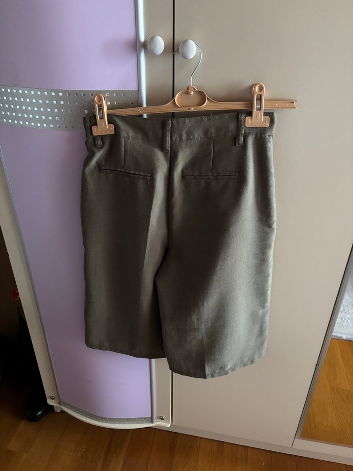 Haki Pilili Kadın Mini Bermuda Şort - Görsel 3