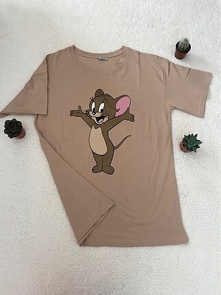 Bershka Tshirt