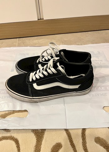 Vans 42