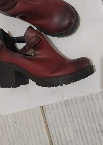 36 numara Bordo Kadın Deri Tokalı  Bot - Görsel 3
