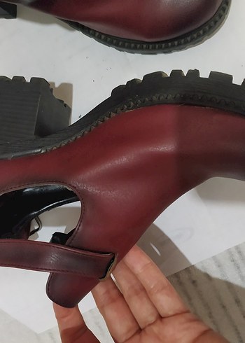 36 numara Bordo Kadın Deri Tokalı  Bot - Görsel 2