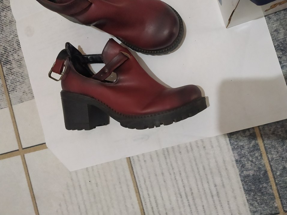 36 numara Bordo Kadın Deri Tokalı  Bot - Görsel 3