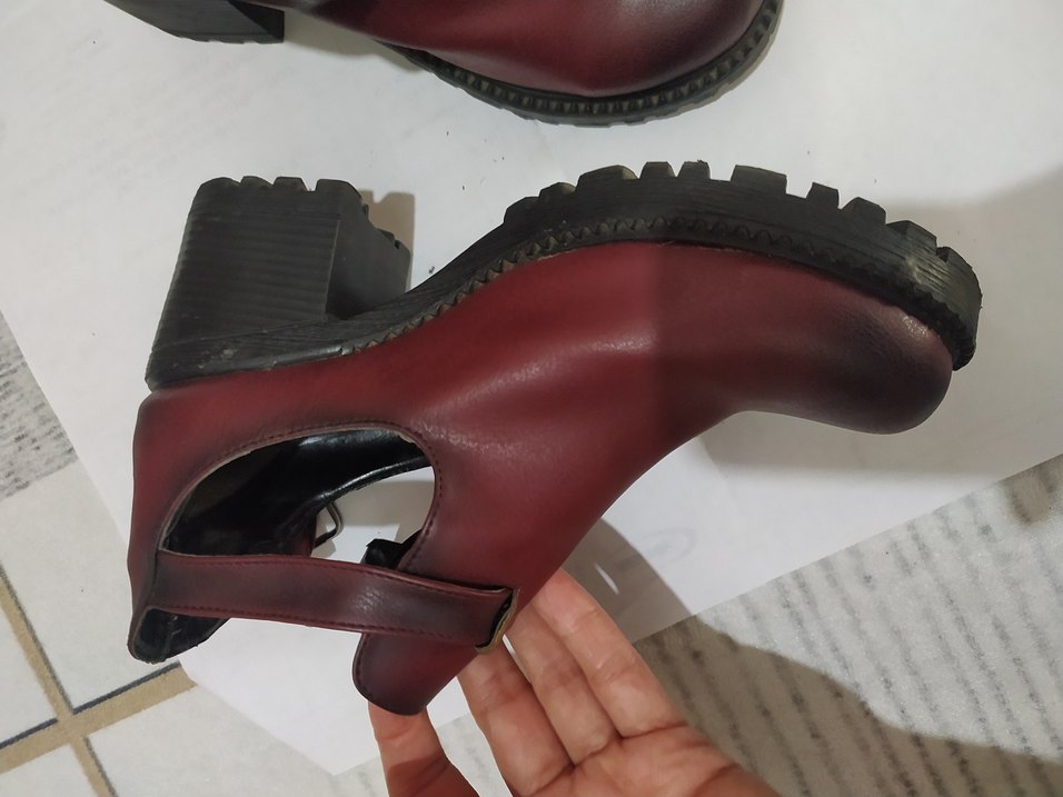 36 numara Bordo Kadın Deri Tokalı  Bot - Görsel 2