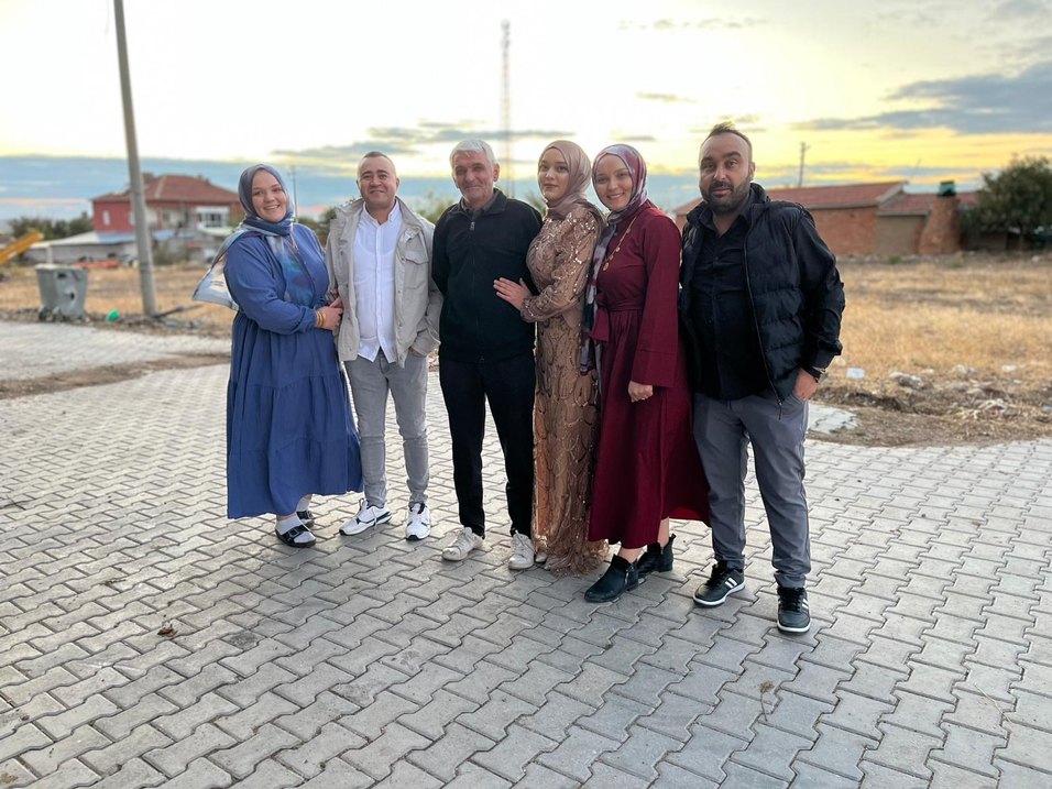 Bordo Uzun Kadın Tesettür Kaban - Görsel 4