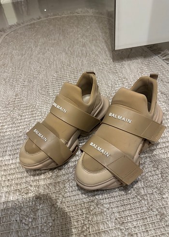 Balmain Bej Balmain Kadın Spor Ayakkabı AAA kalite