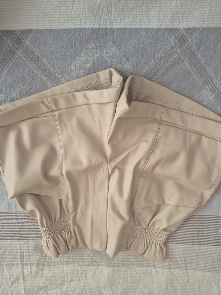 Bej Kadın Deri Mini Şort - Görsel 2