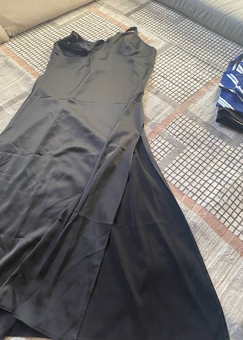 Saten uzun elbise - Görsel 4