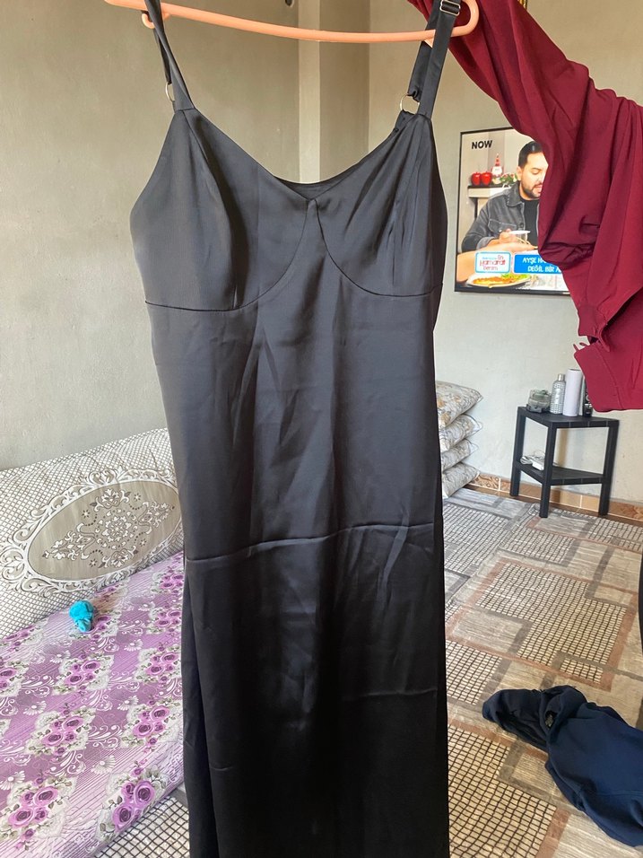 Saten uzun elbise - Görsel 3