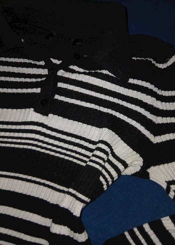 Çizgili Siyah Beyaz Triko Kadın Kazak - Görsel 2