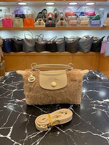  Beden ten rengi Renk Peluş Çanta