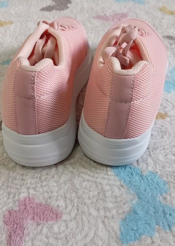 Pembe Bağcıklı Kadın Spor Ayakkabı - Görsel 3