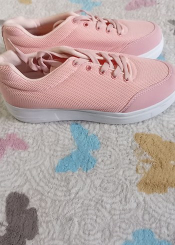 Pembe Bağcıklı Kadın Spor Ayakkabı - Görsel 2