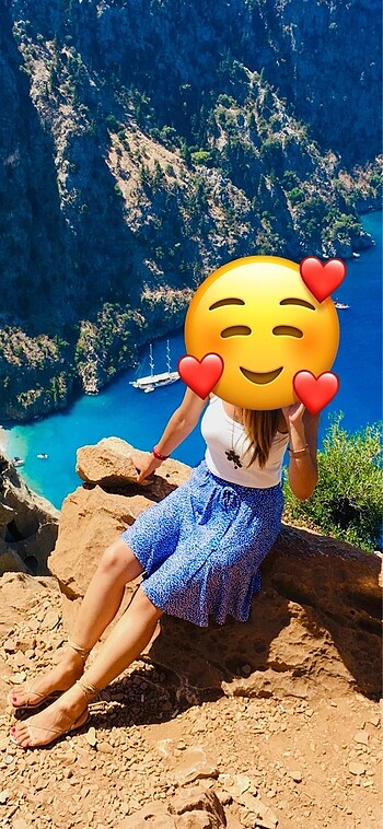 Mavi çiçekli etek