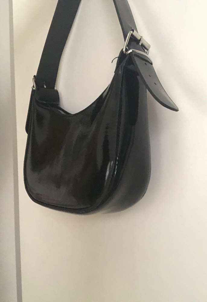 Siyah kol çantası - Görsel 2