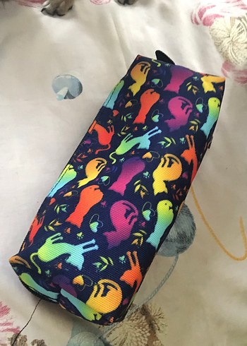 Kedili makyaj çantası - Görsel 2