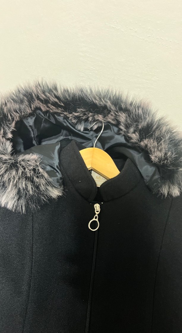 Kürklü Siyah Uzun Kadın Kaban - Görsel 5