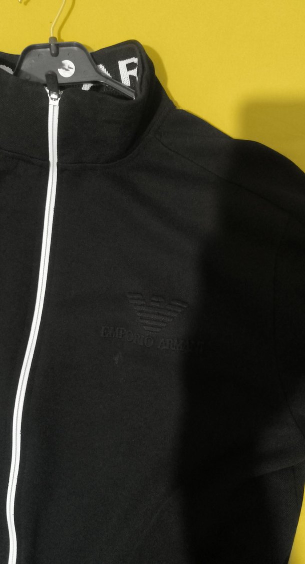 Emporio Armani XXL siyah Hırka yaka detayli - Görsel 2