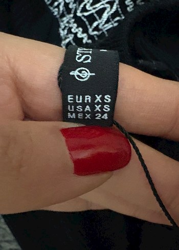 Stradivarius sırt dekolteli elbise - Görsel 6