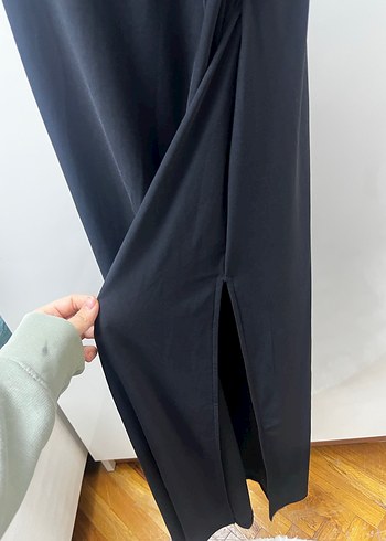 Siyah İpeksi Uzun Drapeli Kadın Elbise - Görsel 2