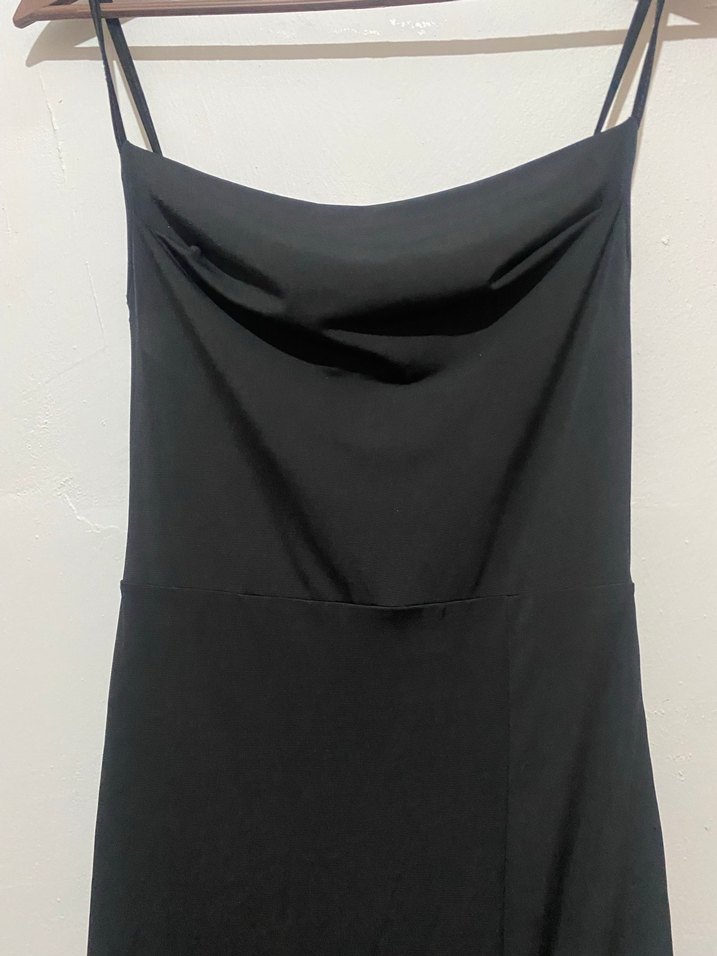 Drapeli Siyah Uzun Askısız Elbise - Görsel 2