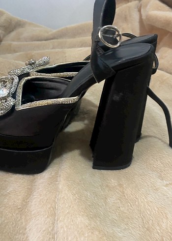 Parlak Siyah Yılan Desenli Platform Topuklu Ayakkabı - Görsel 2