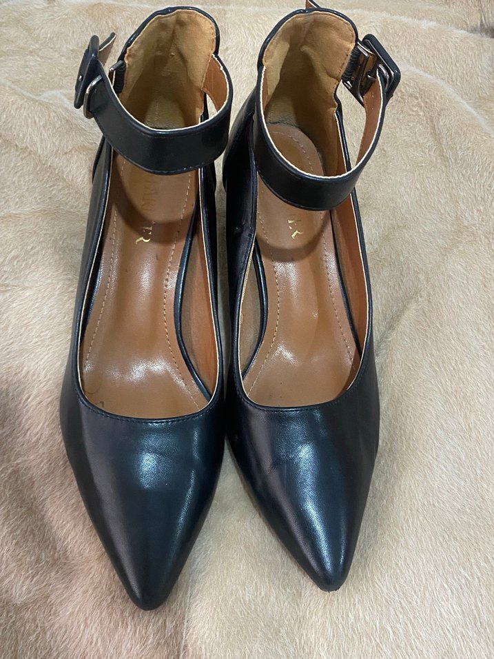 Klasik Siyah Deri Topuklu Kadın Ayakkabı - Görsel 2