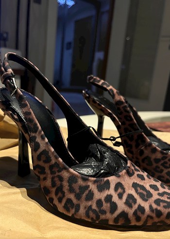 Leopar Desenli Tokalı Stiletto - Görsel 5