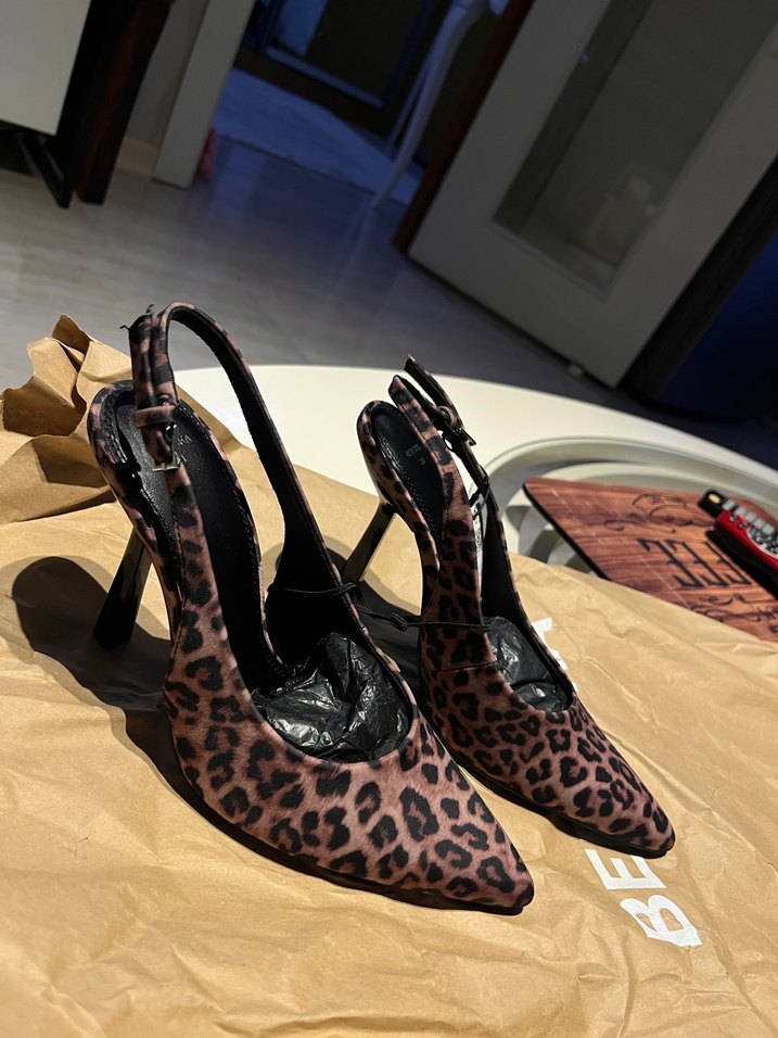 Leopar Desenli Tokalı Stiletto - Görsel 4