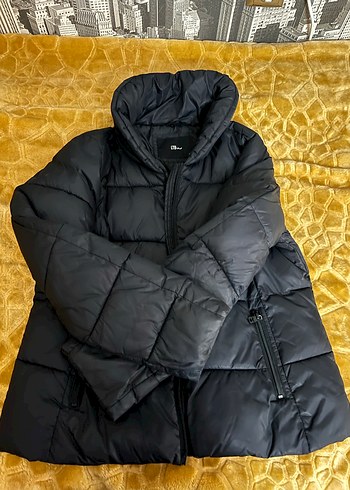 Siyah Kadın Midi Kışlık Mont - Görsel 4