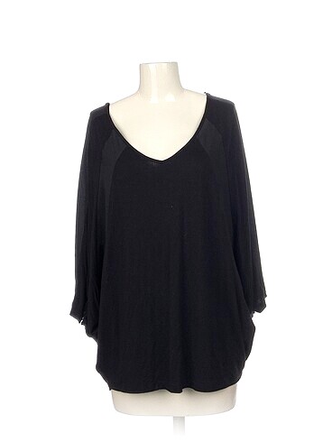 Batik T-shirt %70 İndirimli.