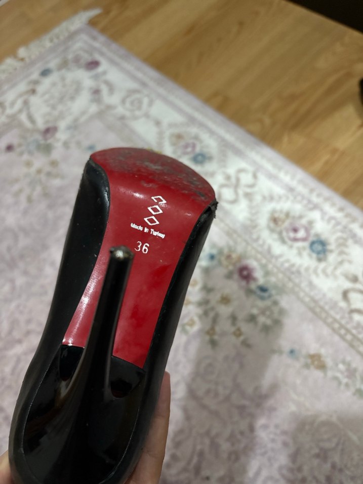 Siyah Deri Tokalı Stiletto Kadın Ayakkabı - Görsel 3