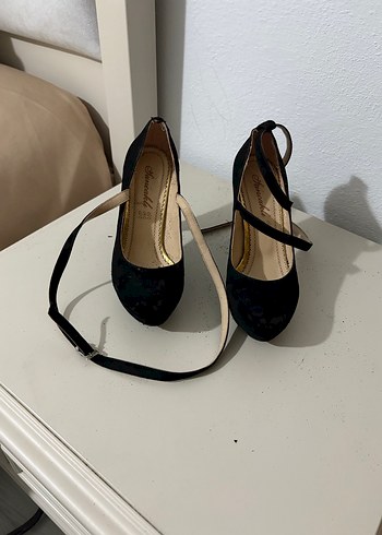 Topuklu Ayakkabı - Görsel 2