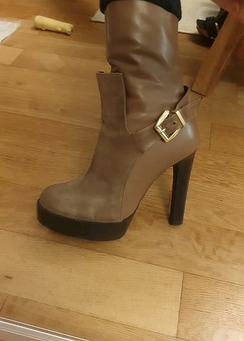 Bej Süet Tokalı 11 cm Topuklu Kadın Bot - Görsel 3