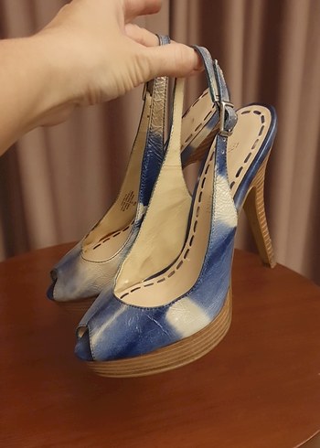 Enzo Angiolini 35