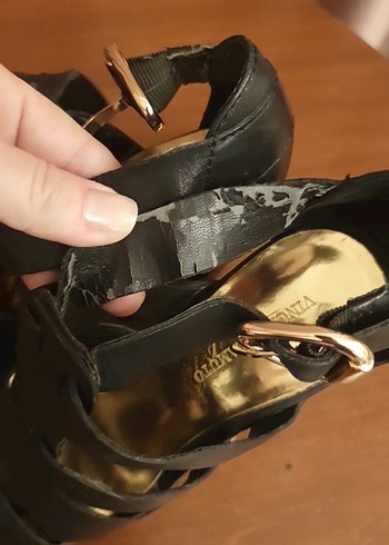 Siyah Deri Tokalı Platform Topuklu Kadın Ayakkabı - Görsel 4